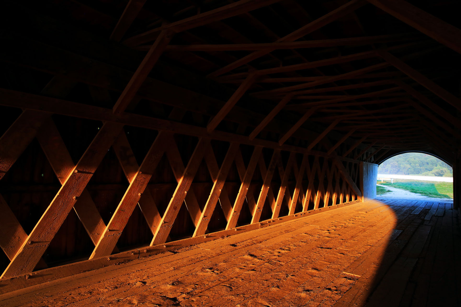 Outtakes: Covered bridge